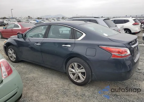 2015 Nissan Altima 2.5 из США, поврежденный, VIN 1N4AL3AP5FC446005